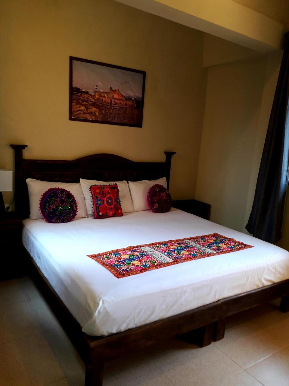 ואיאדוליד Hotel Peregrina מראה חיצוני תמונה