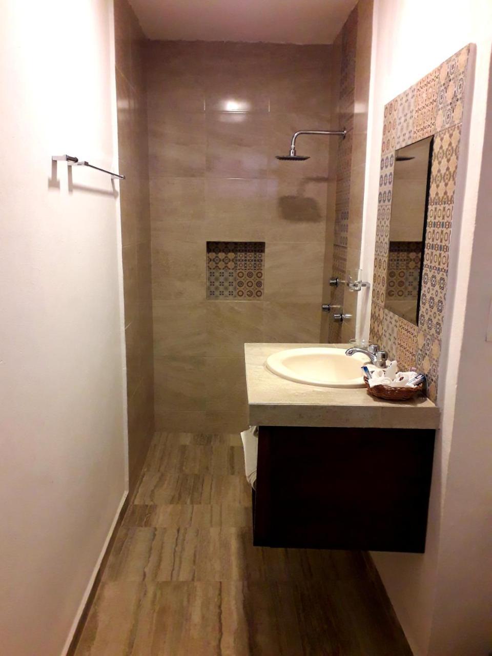 ואיאדוליד Hotel Peregrina מראה חיצוני תמונה